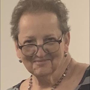 Meet your Posher, Linda